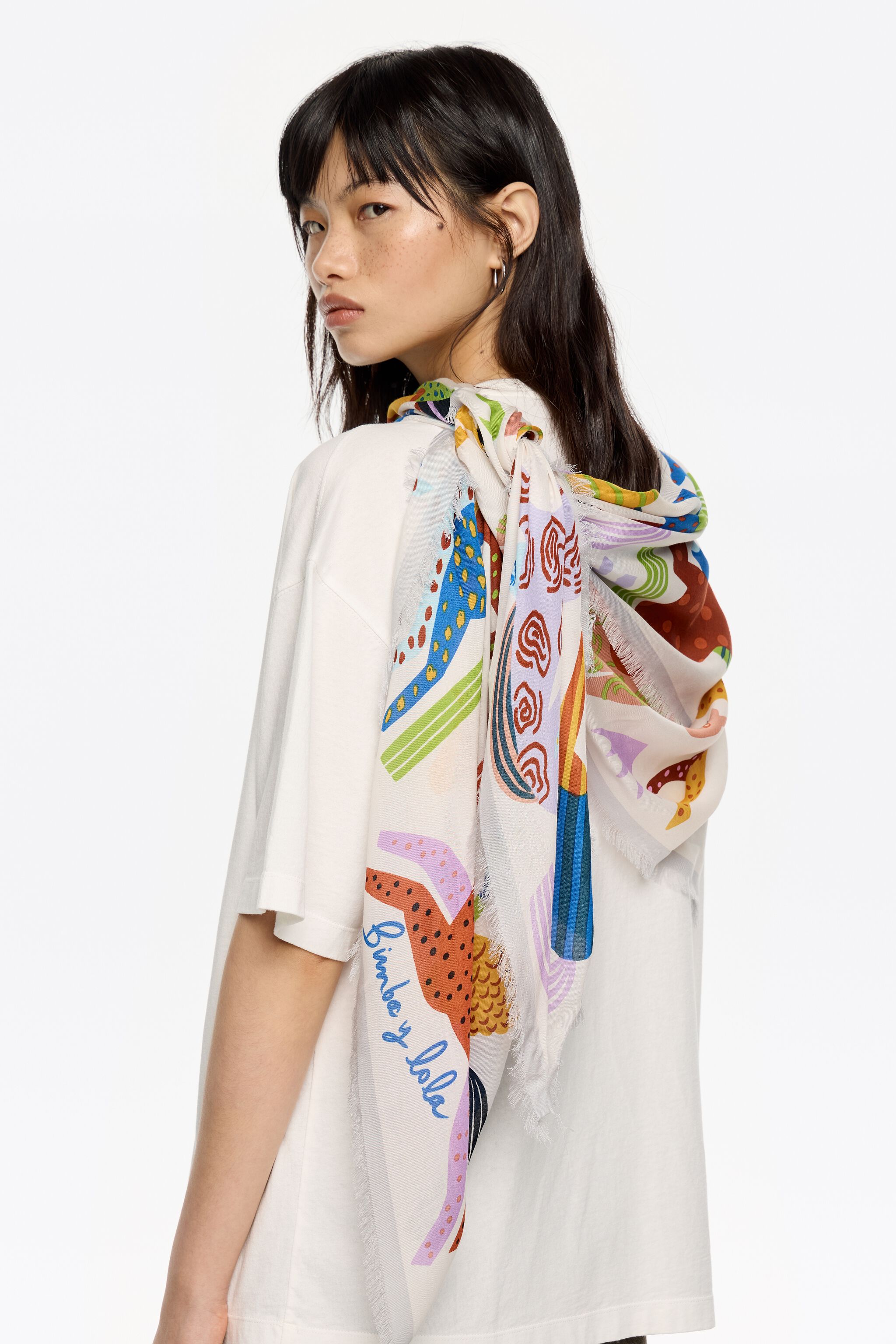 Off-white horse shawl with mini prints