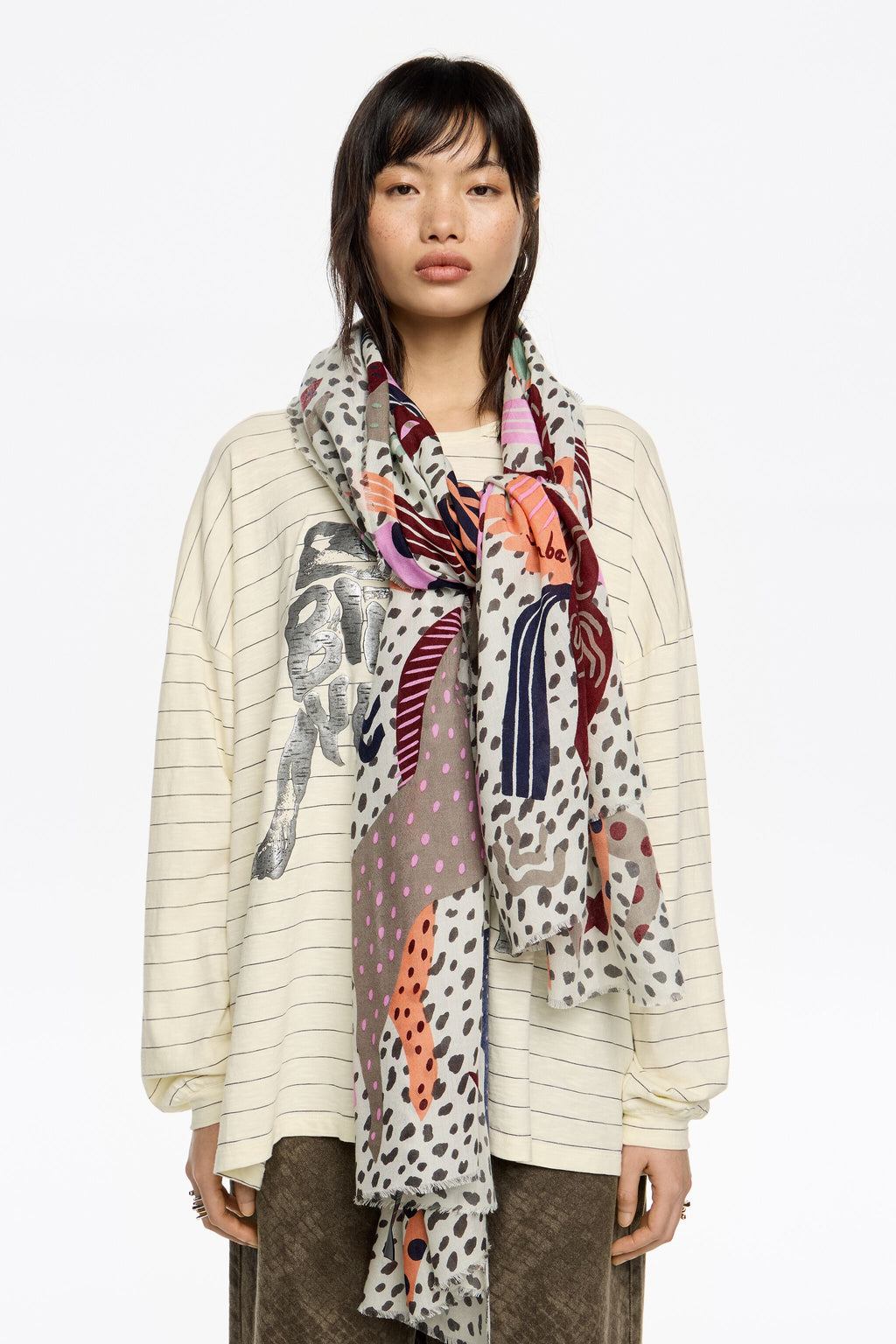 Off-white horse shawl with mini prints and splodge print