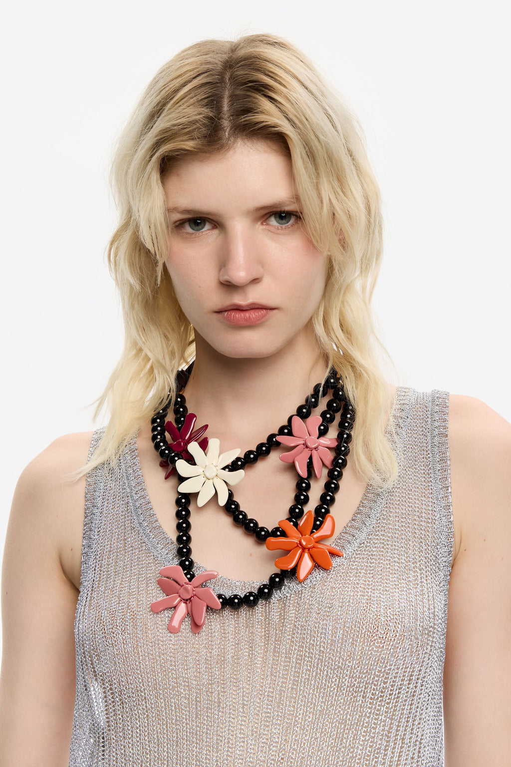Coral flowers necklace