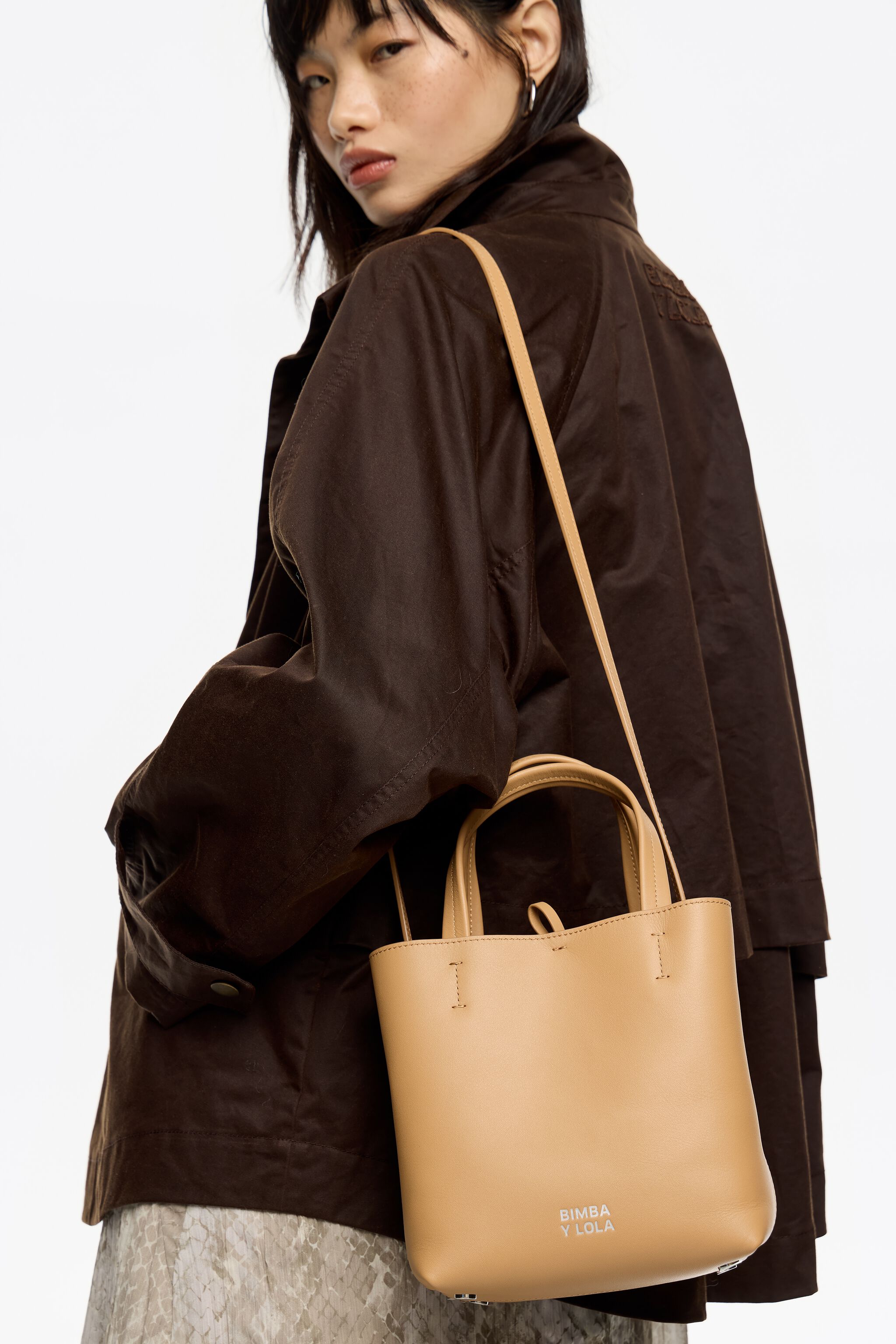 Small desert leather Chihuahua bag