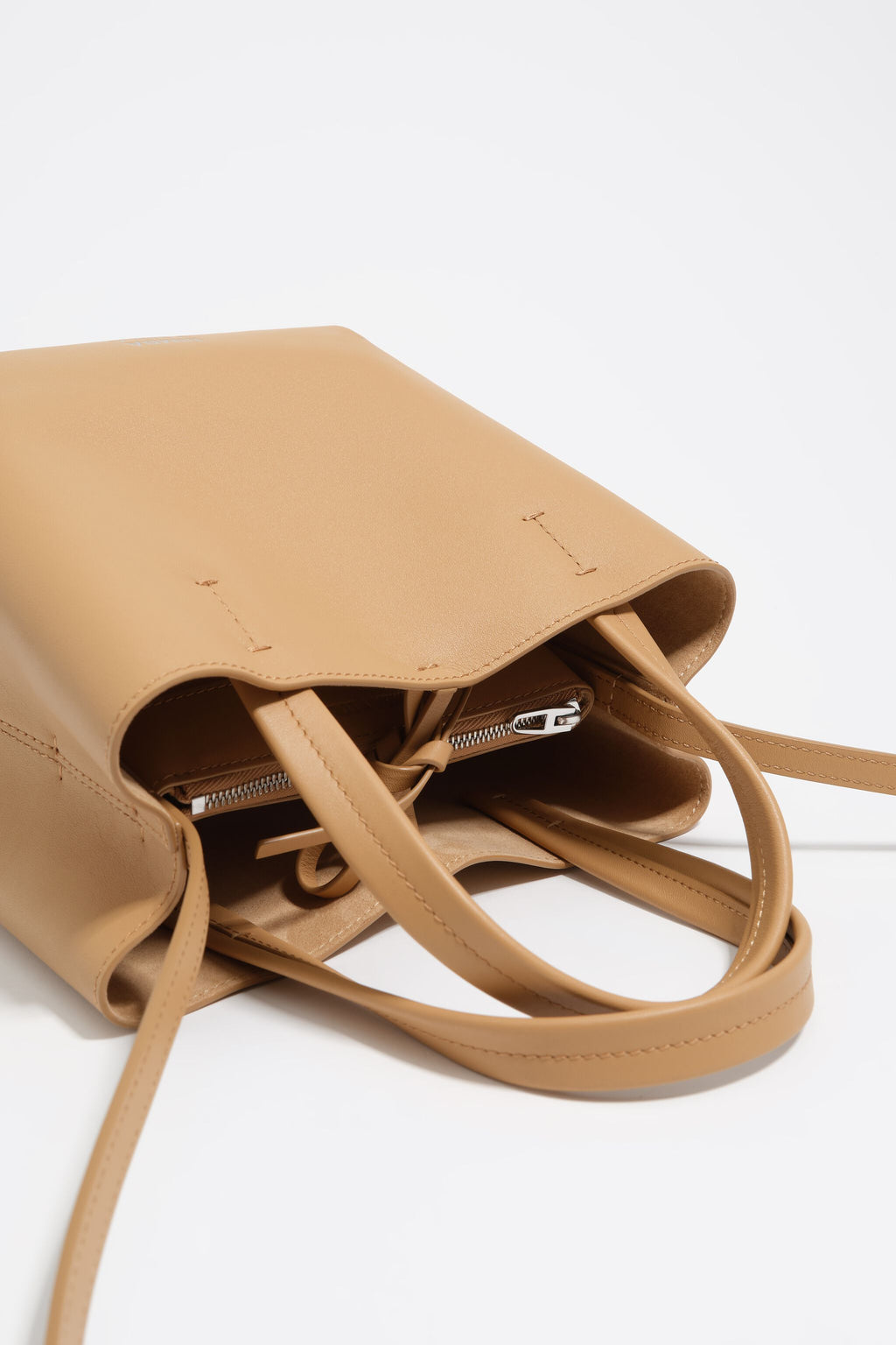 Small desert leather Chihuahua bag