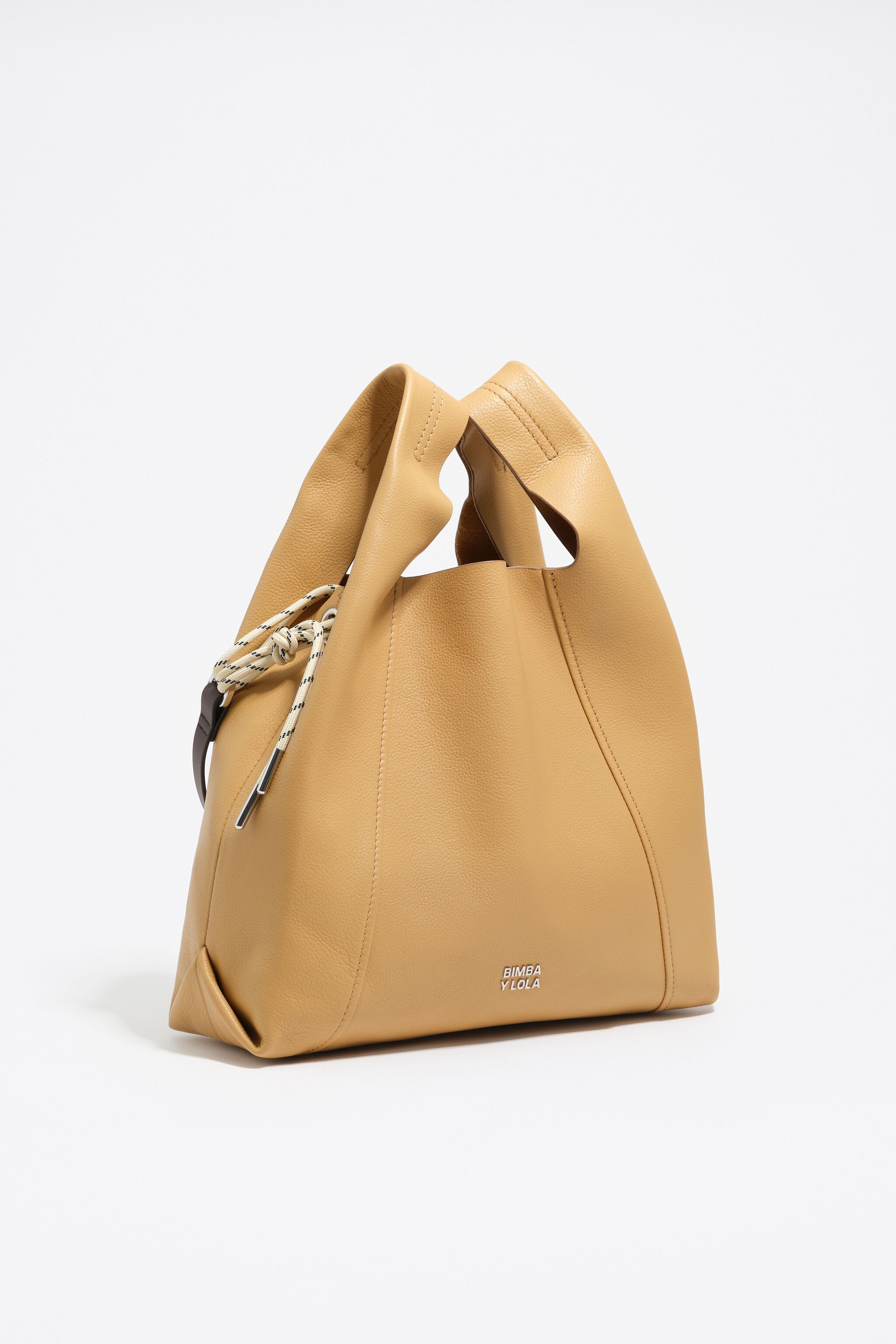 Medium Sahara leather Paper bag