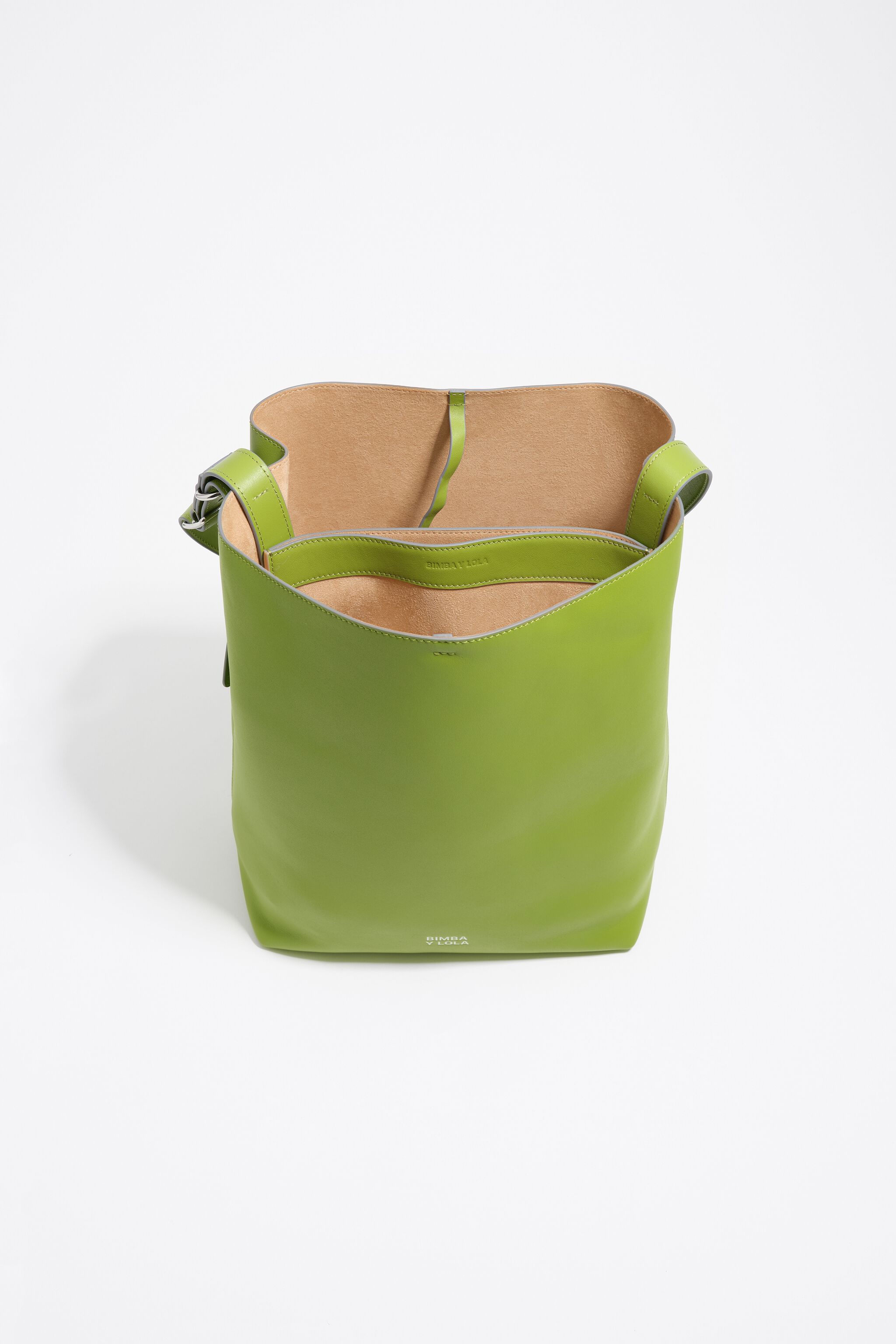 Large kiwi leather Carlino bag