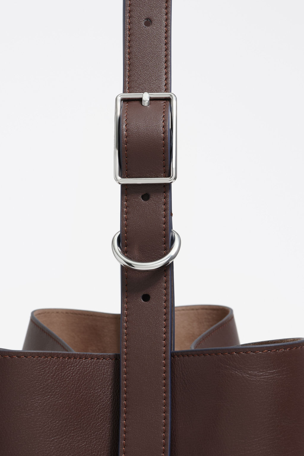 Large chocolate leather Carlino bag