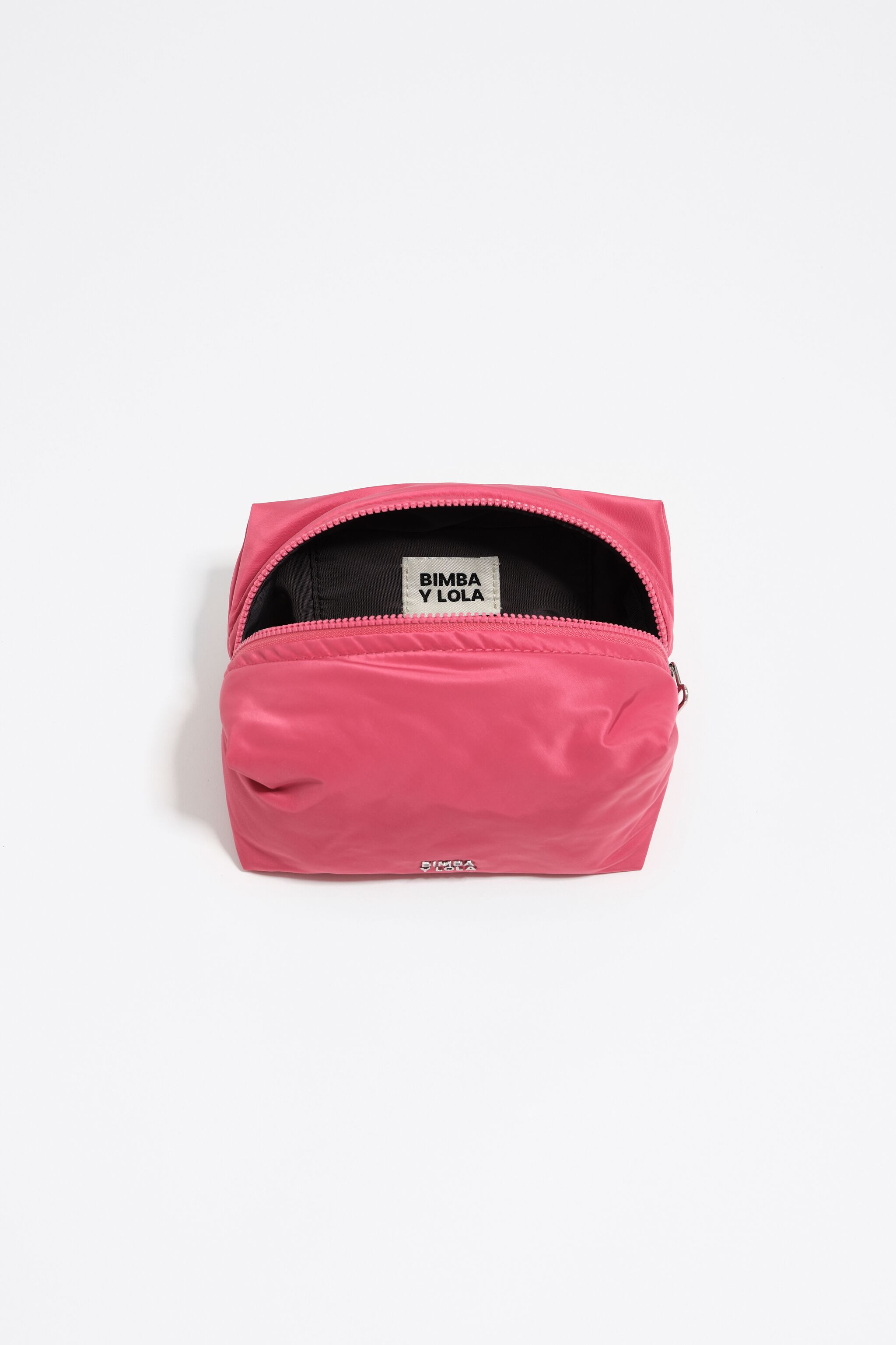 Large dark pink nylon make-up case