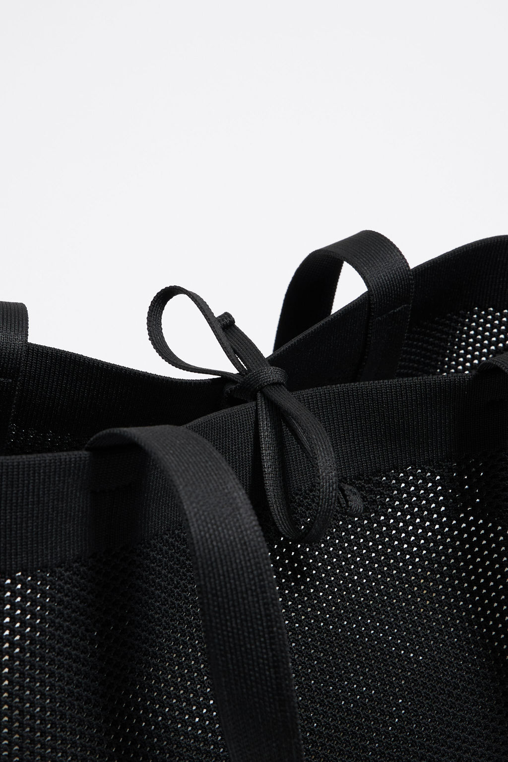 Medium black Flyknit shopper bag