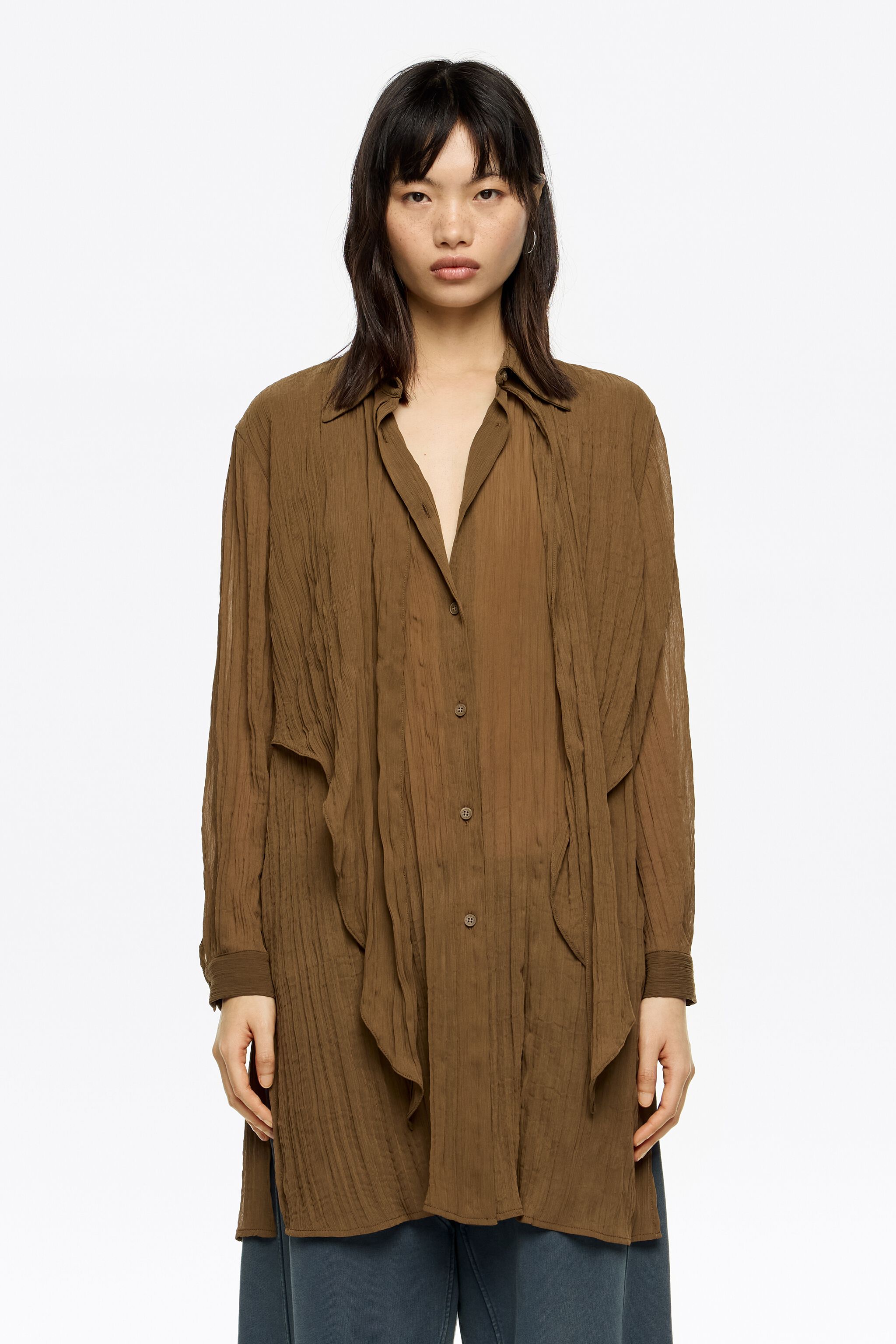 Brown pleated shirt with maxi ties