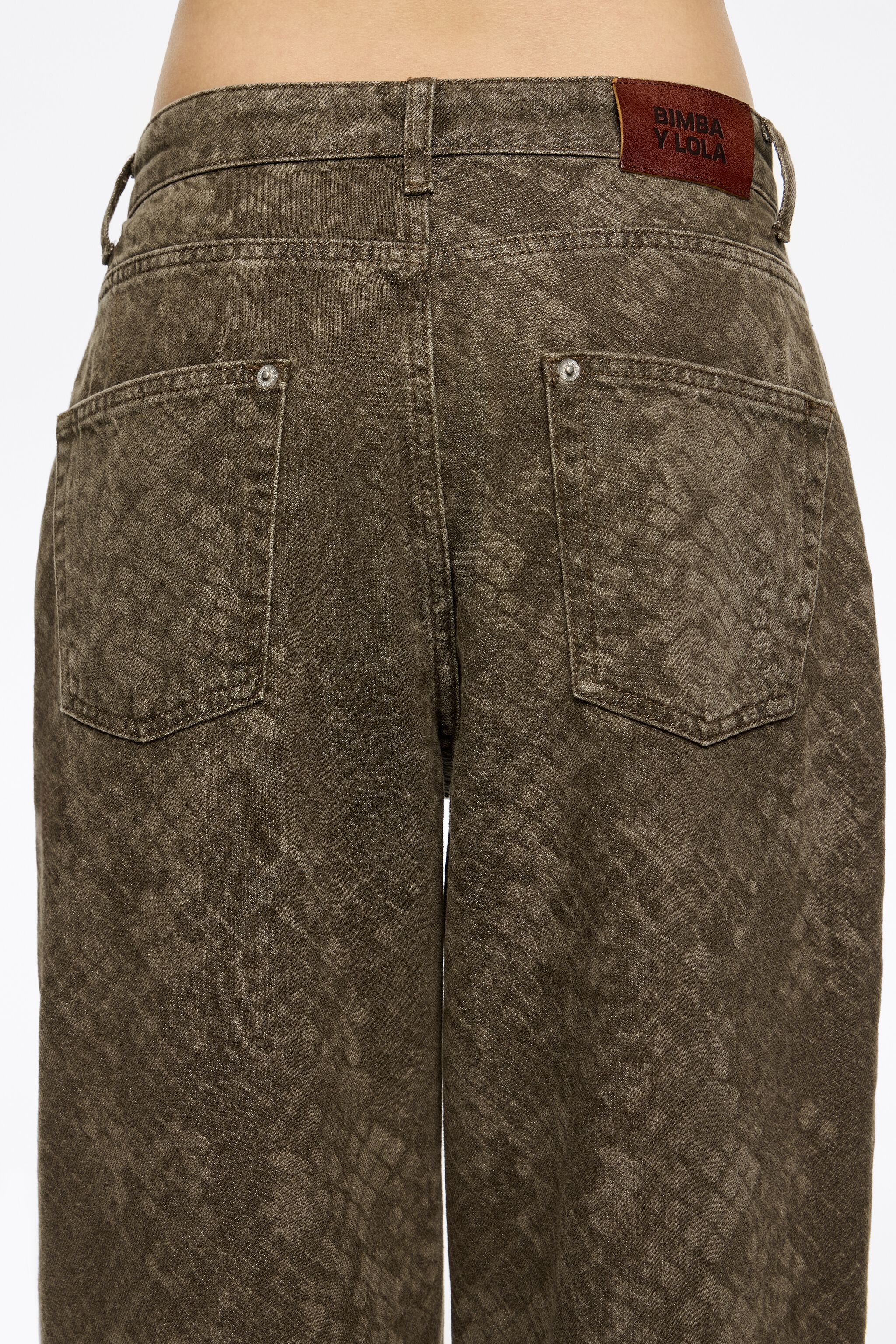 WIDE LEG - Brown Snake denim jeans
