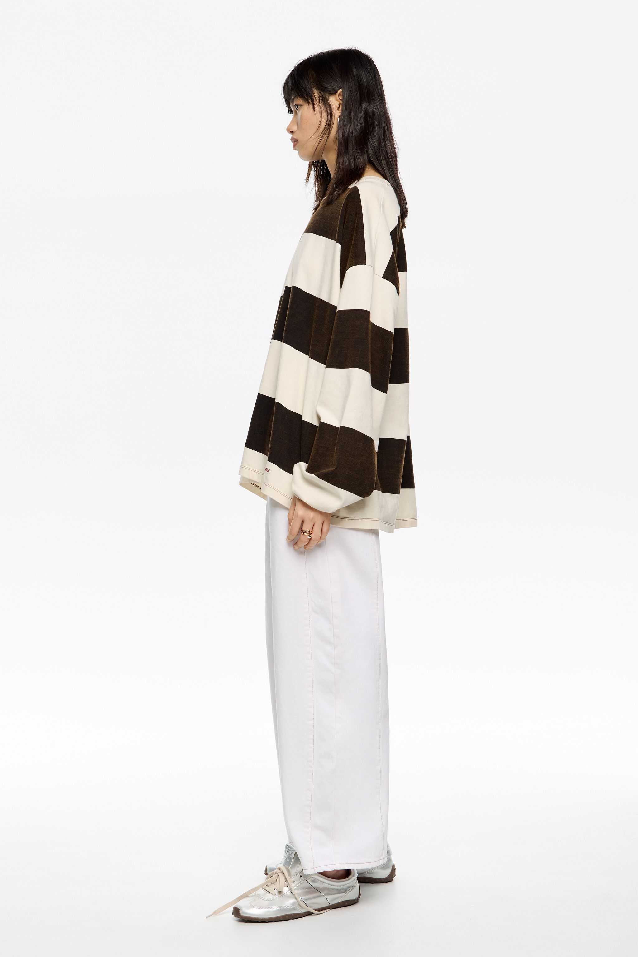 Off-white buckled denim jeans