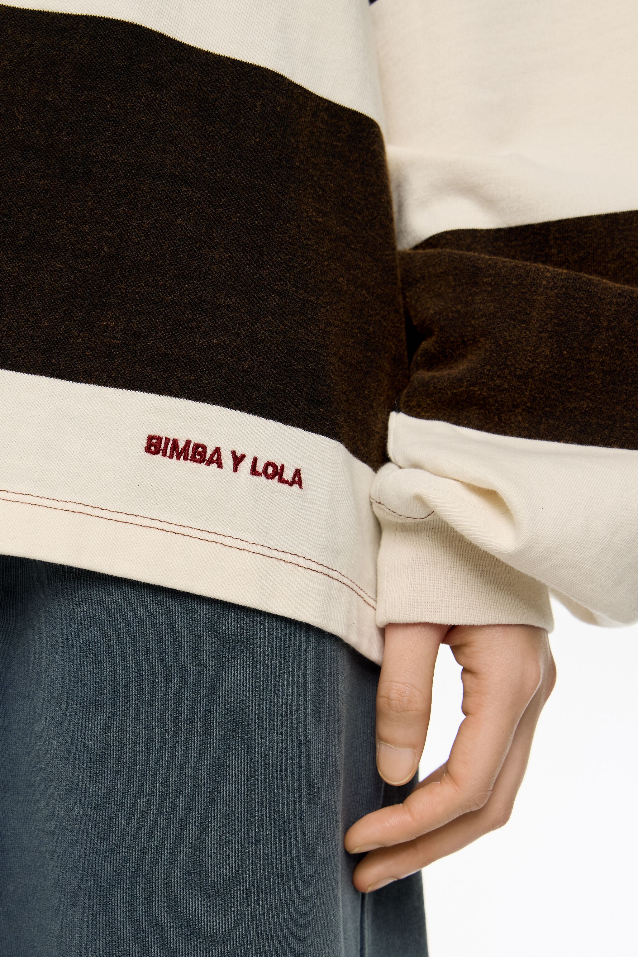 Oversize brown striped T-shirt