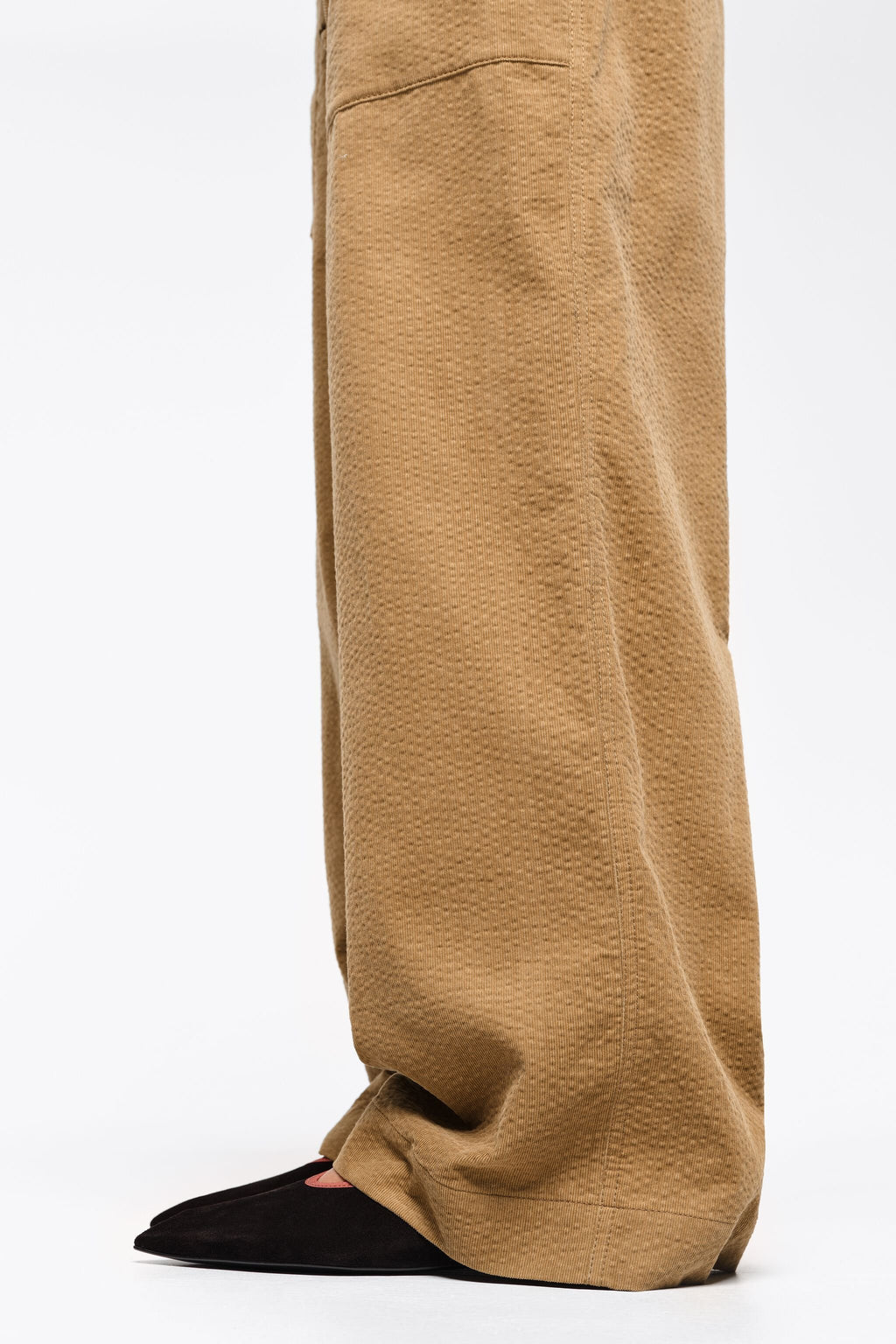 Black suede pointed toe ballerina