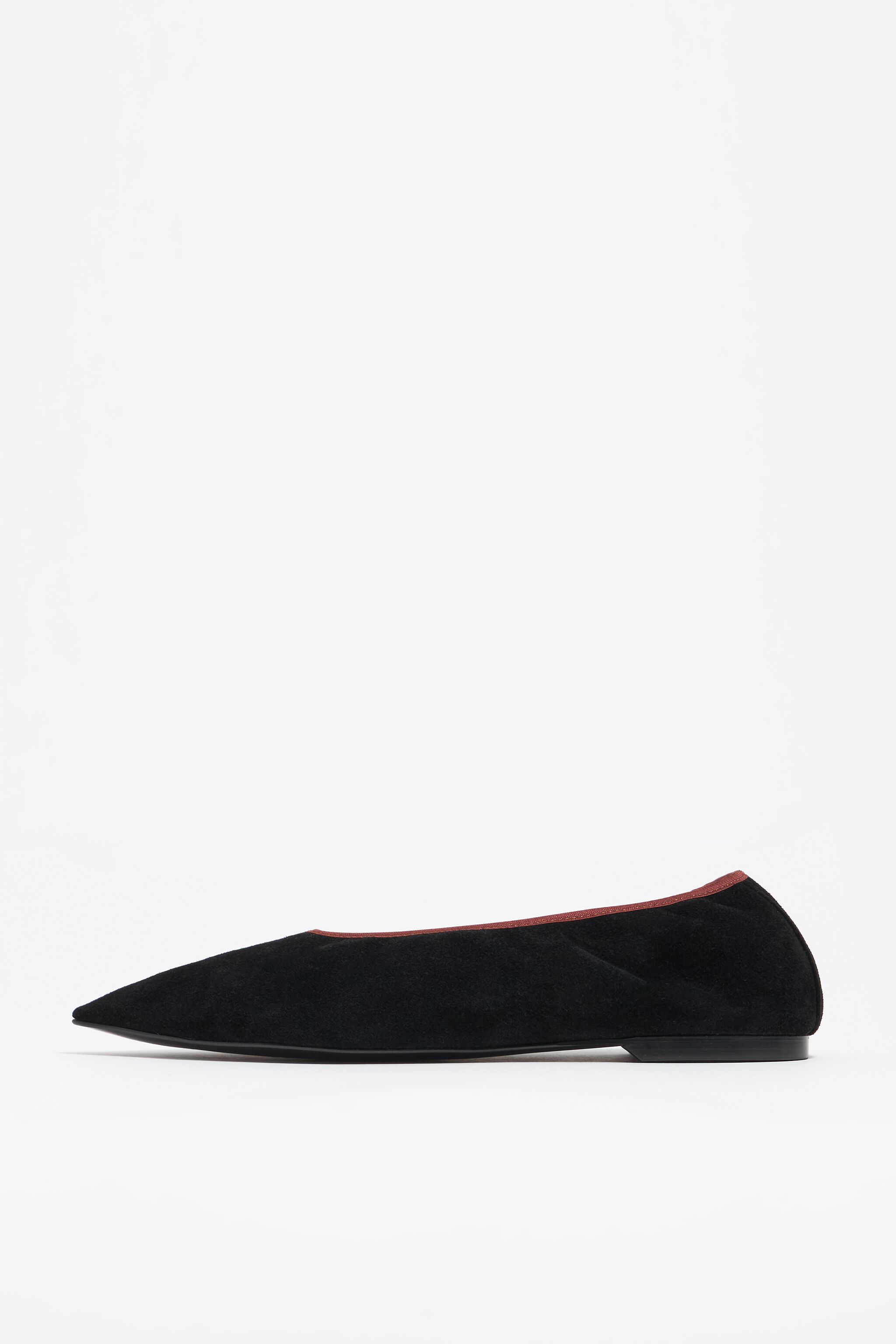 Black suede pointed toe ballerina