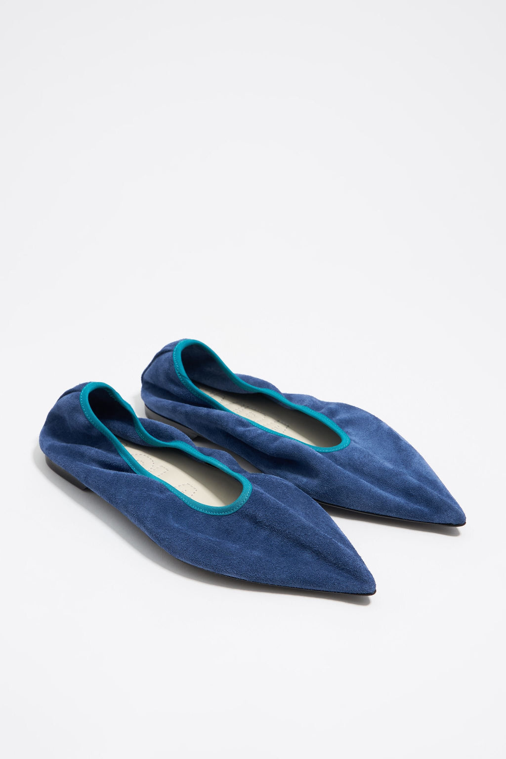 Blue suede pointed toe ballerina