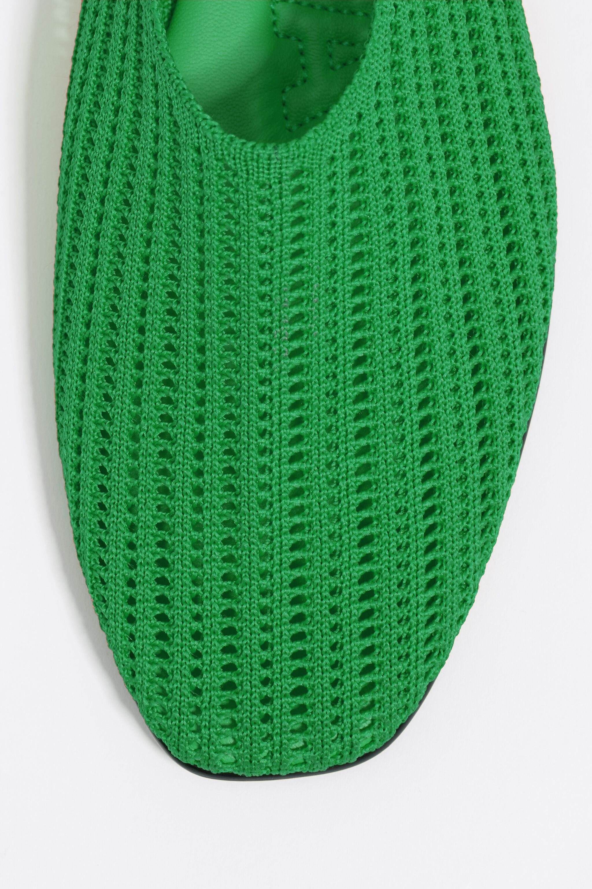 Green flyknit ballerina