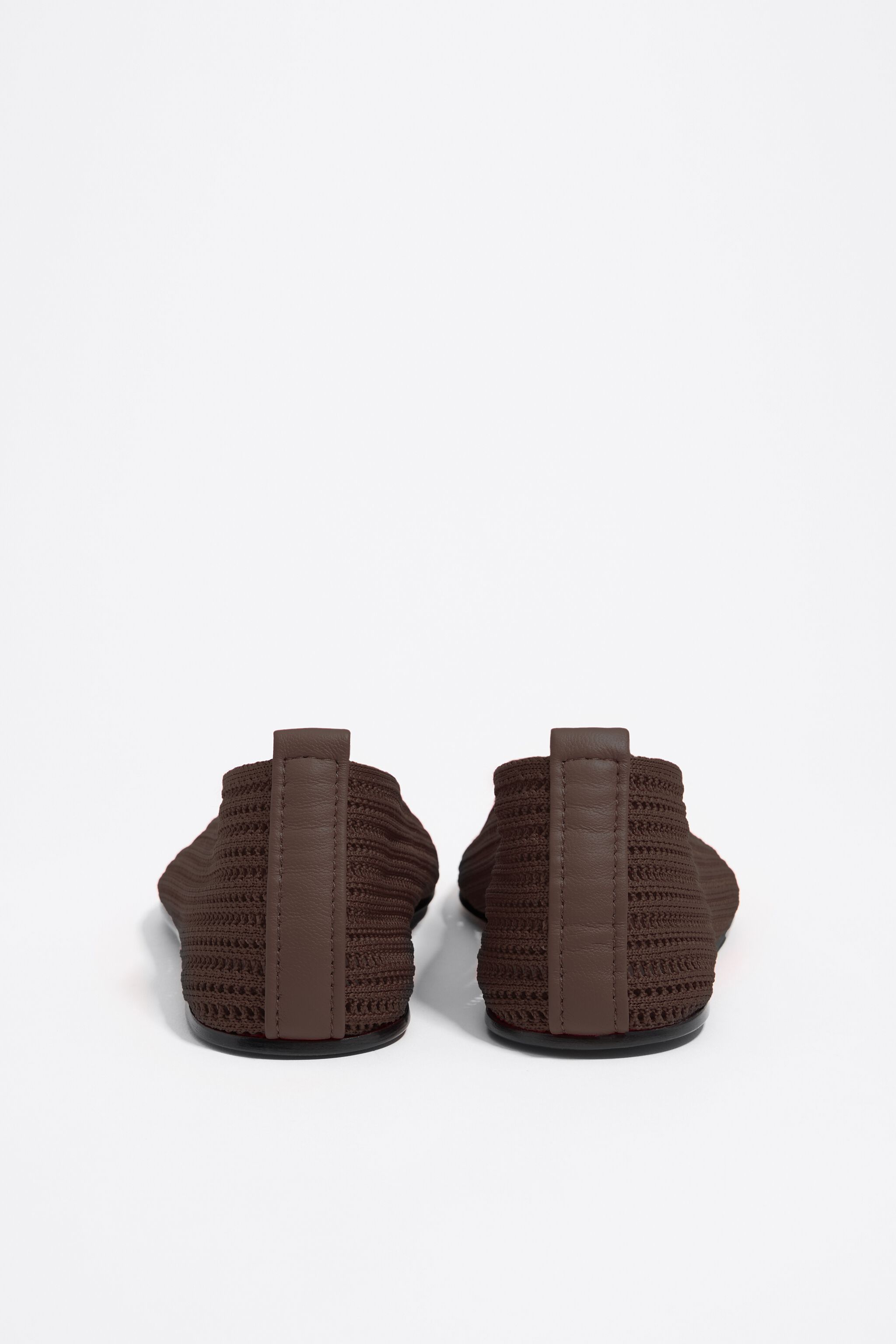 Chocolate flyknit ballerina