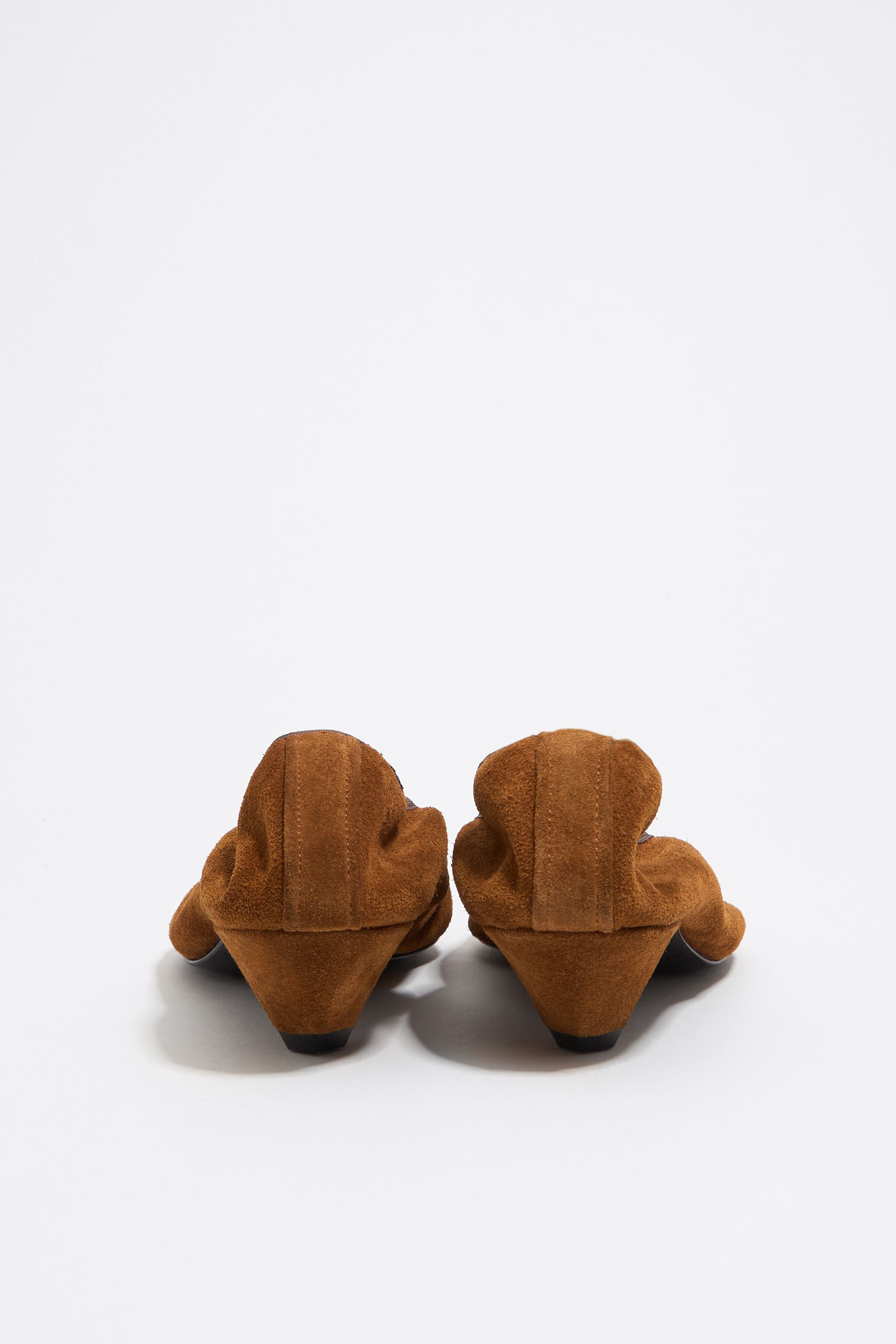 Brown suede small heel court shoe