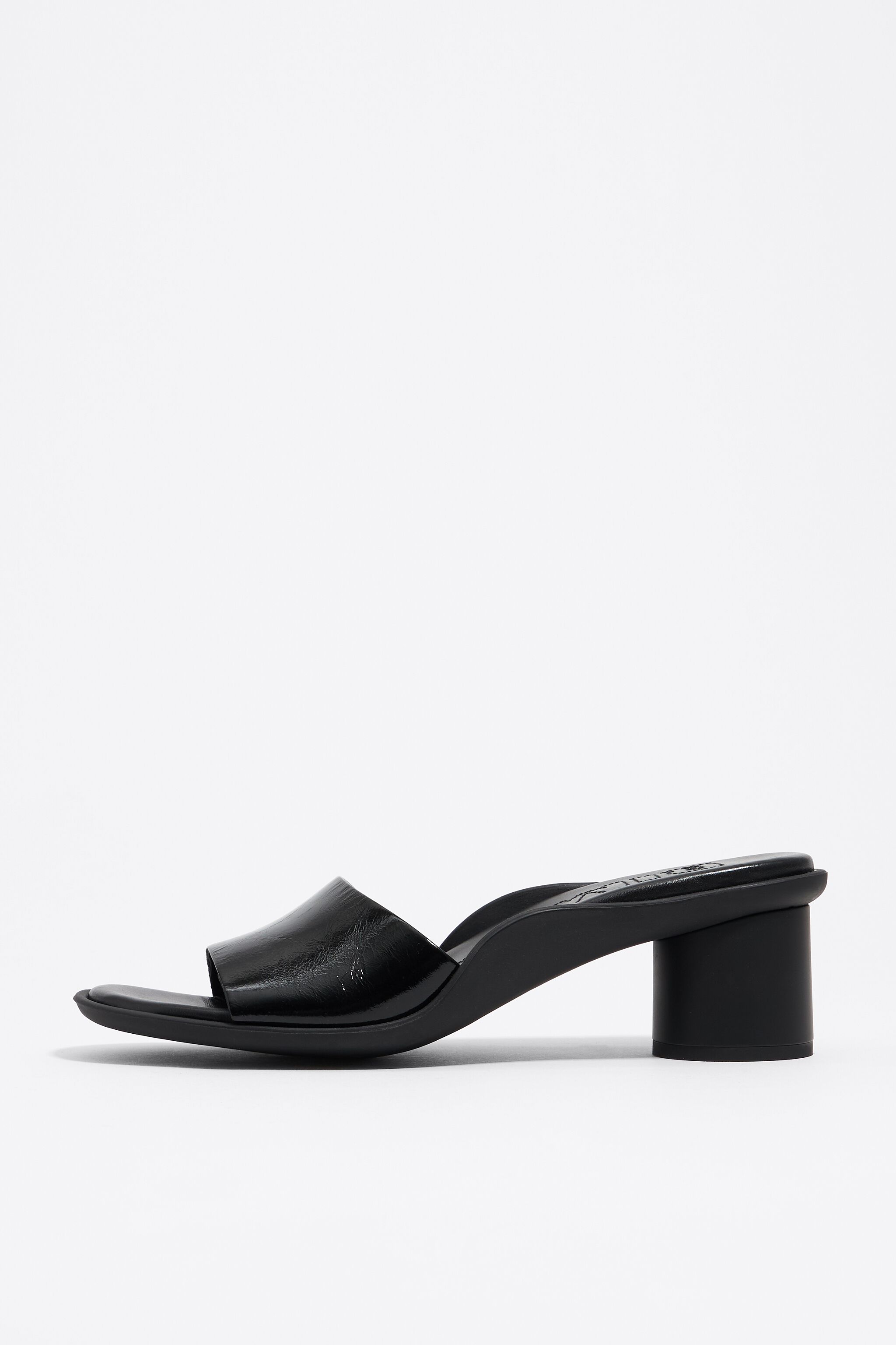 Black leather heel sandal